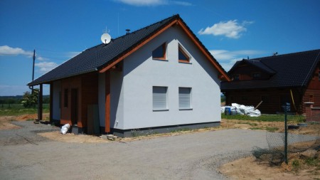 Podomítkové rolety - motorové